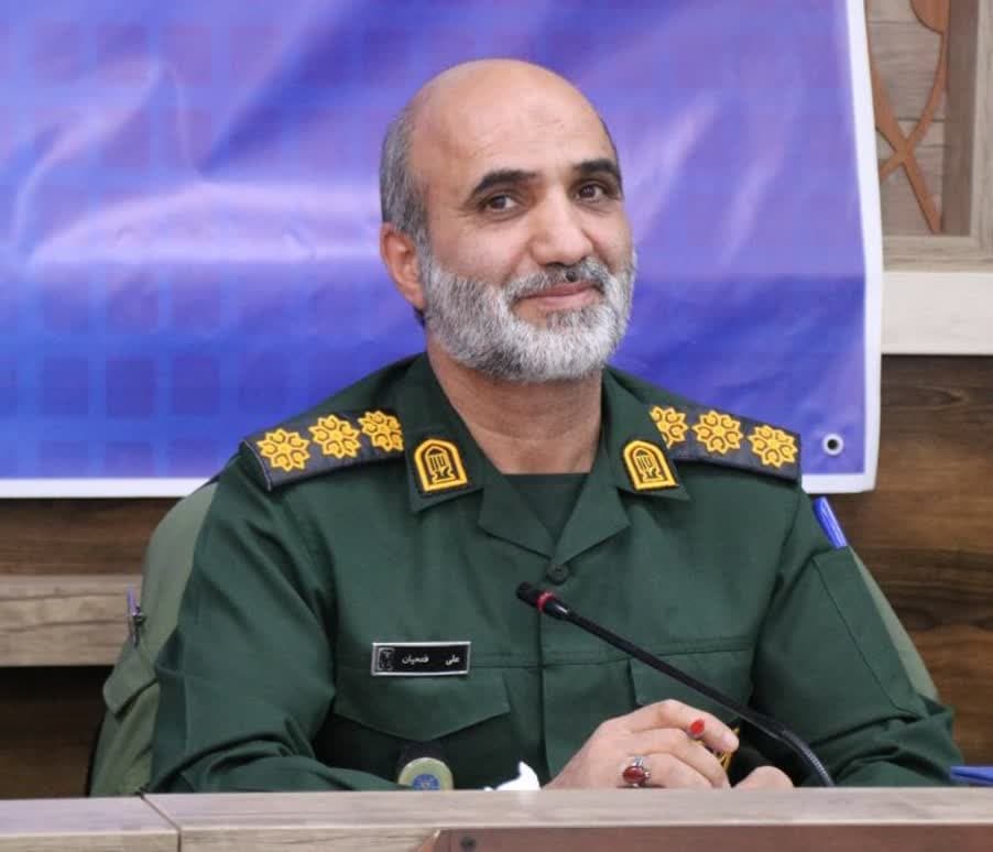 طراحی لباس در خط مقدم نبرد هویتی در برابر فرهنگ غرب قرار دارد