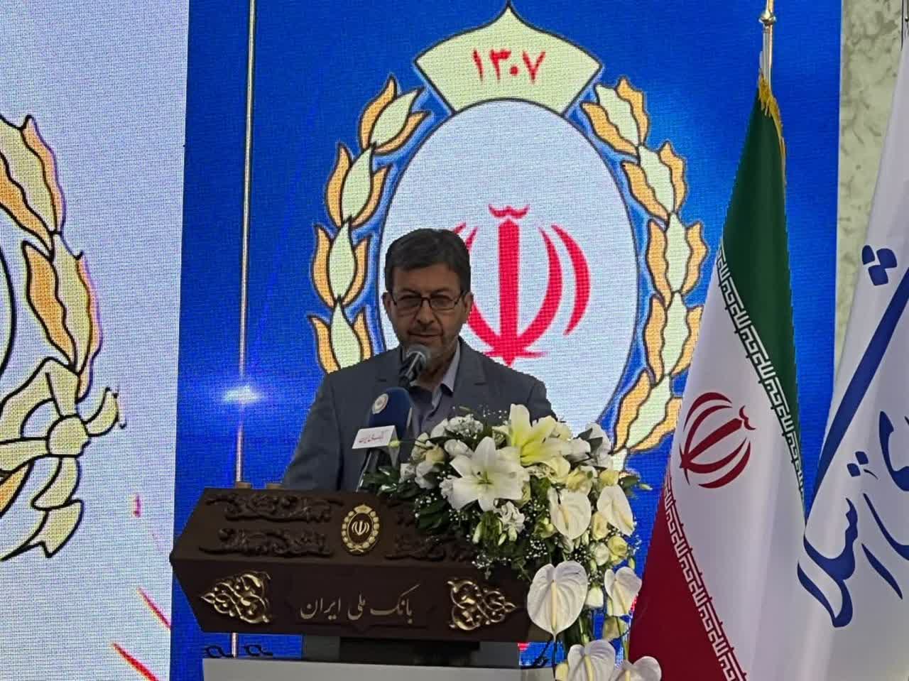 سهم بالای استان اصفهان در تولید و مالیات باید با توجه متناسب بانکی همراه شود