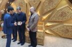 اهدای هداياي متبرک رهبر انقلاب به قاریان نوجوان اصفهانی