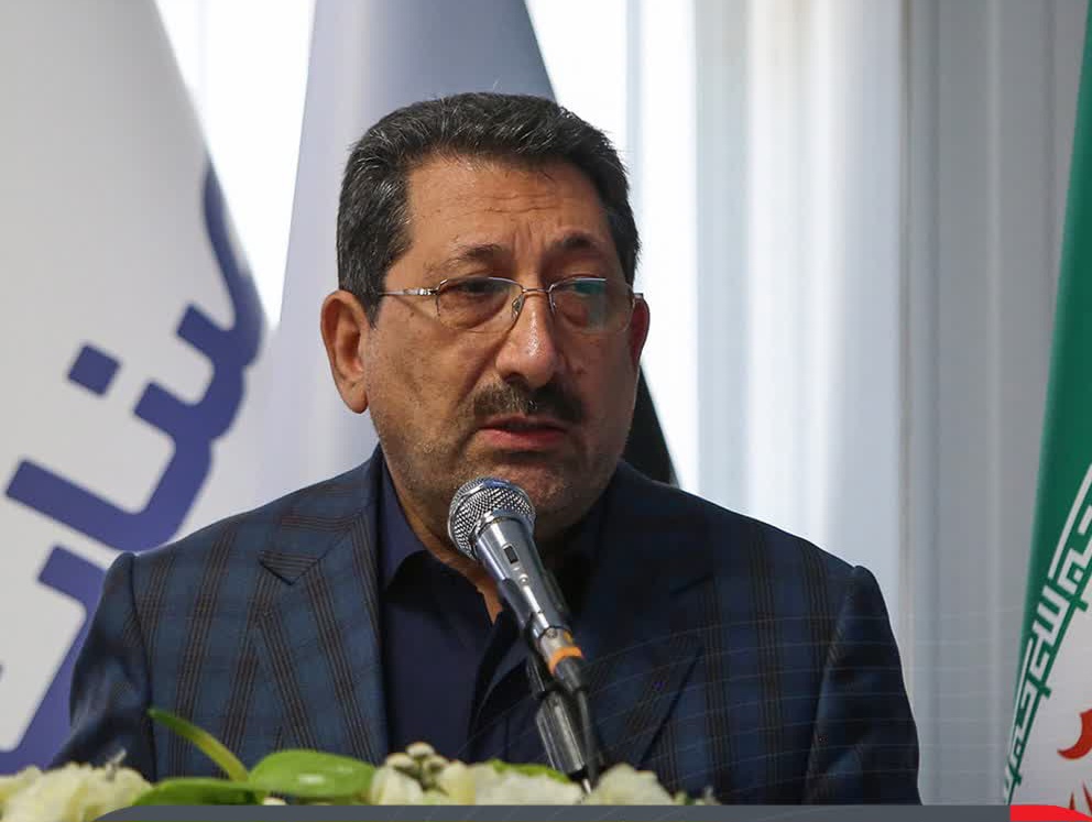 نیروگاه خورشیدی فولاد مبارکه نمادی از اراده ملی در مسیر توسعه پایدار و بهره‌گیری از انرژی‌های پاک است
