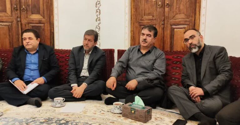 تاکید استاندار بر تکمیل خط انتقال آب به شهرستانهای شرق استان اصفهان