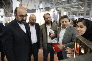 بازدید مدیرعامل شرکت پالایش نفت اصفهان از نمایشگاه فناوری‌های نوین صنعت نفت، گاز، پالایش و پتروشیمی