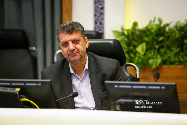 فیبر نوری مهم‌ترین بستر هوشمندسازی است؛ نباید از دنیا عقب بمانیم