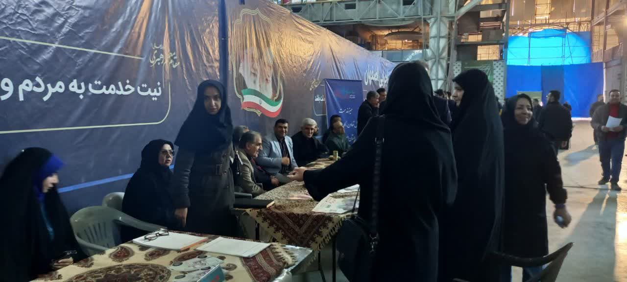 پاسخگویی مستقیم به مطالبات مردمی همزمان در ایام الله دهه فجر