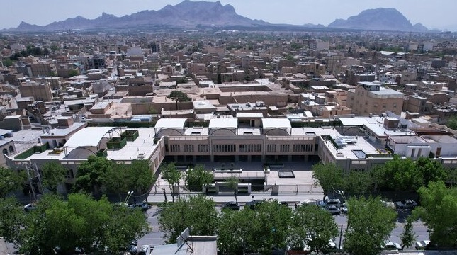 افتتاح شاخص‌ترین پروژه‌های مشارکتی اصفهان با ظرفیت پارک ۴۰۰ خودرو در منطقه ۱۵ شهرداری 