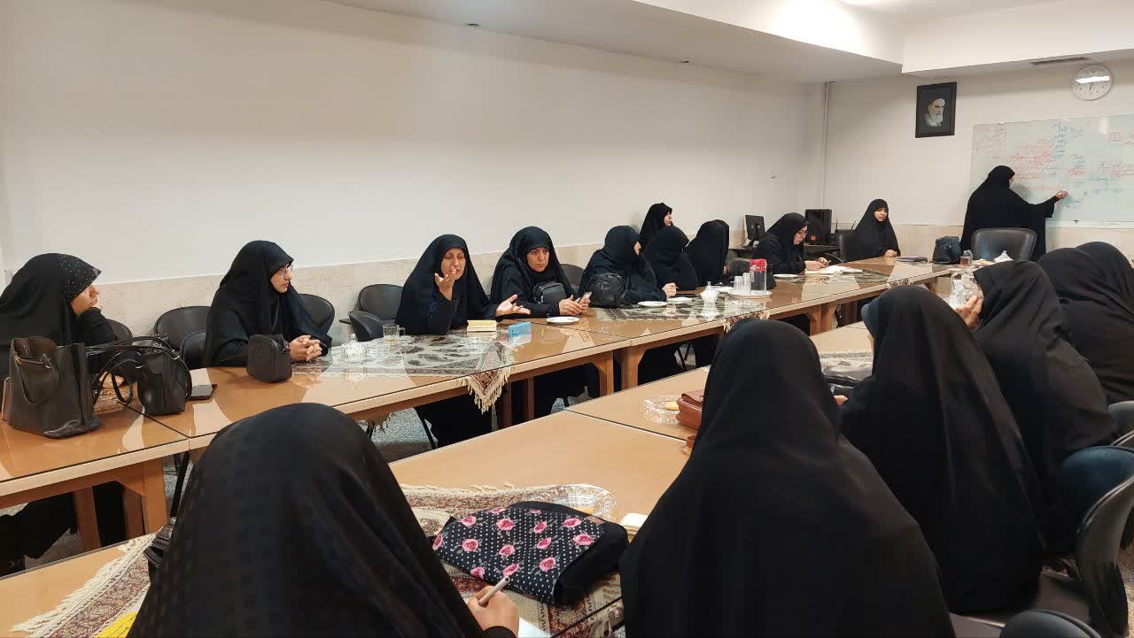 برگزاری برنامههای روز دختر با محوریت «پویش جانفدا و مقاومت» در اصفهان