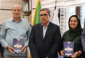 تفاهم نامه های ساخت و تکمیل دو مدرسه۶کلاسه خمینی شهر امضا شد