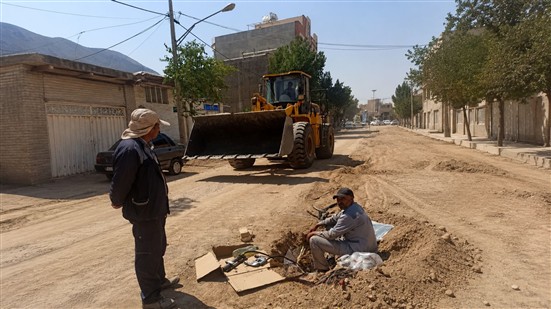 همراهی با توسعه شهری در شهرضا؛ بهسازی شبکه مخابراتی و آماده‌سازی مسیر فیبرنوری