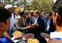 بازدید معاون رئیس‌جمهور و استاندار اصفهان از اردوی کشوری دانش‌آموزان عشایر پسر