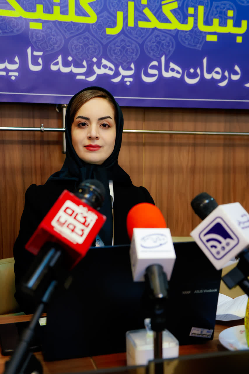 تخصص و تکنولوژی در کلینیک دندانپزشکی رز آبی در شاهین شهر